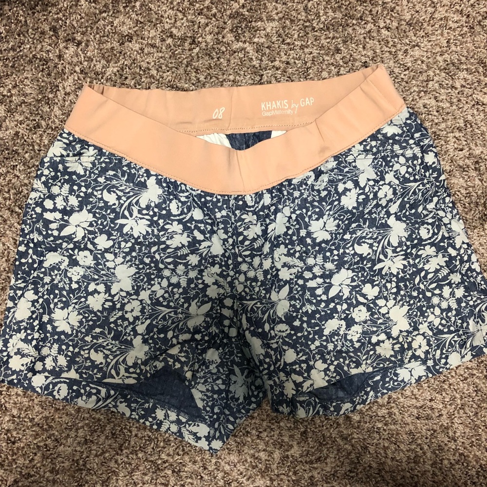 Maternity shorts